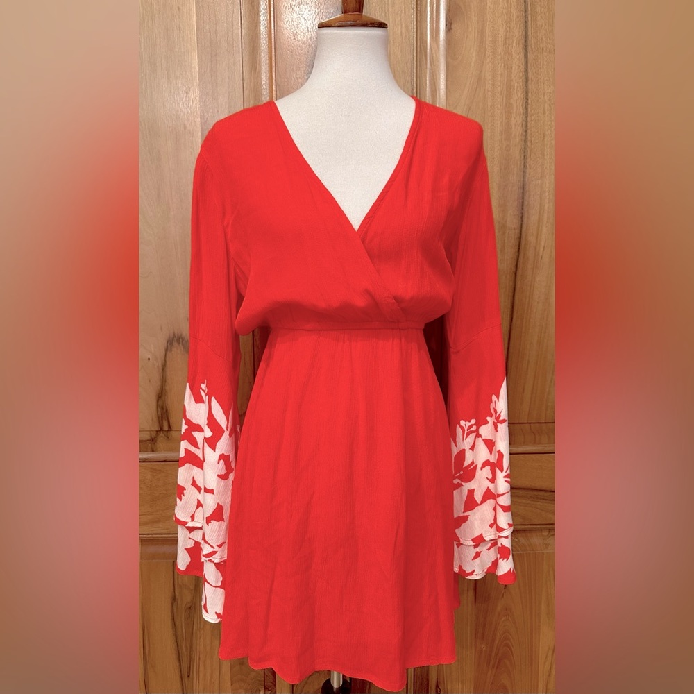 Billabong, Orange/Cream Lightweight/Flowy Ruffled Sleeve Dress/Cover-Up - EUC, S